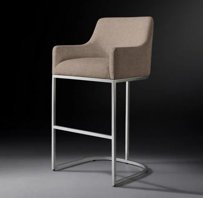 Купить Барный стул Emery Curved-Back Track Polished по цене 52 500  руб.