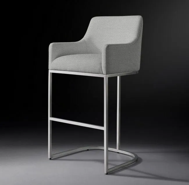 Купить Барный стул Emery Curved-Back Track Polished по цене 52 500  руб.