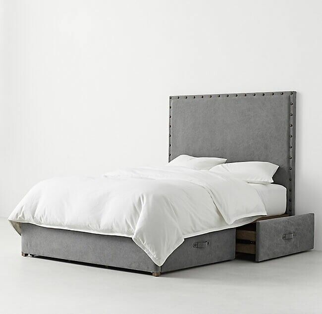 Купить Кровать с высоким изголовьем Axel Tall Storage по цене 75 900  руб.