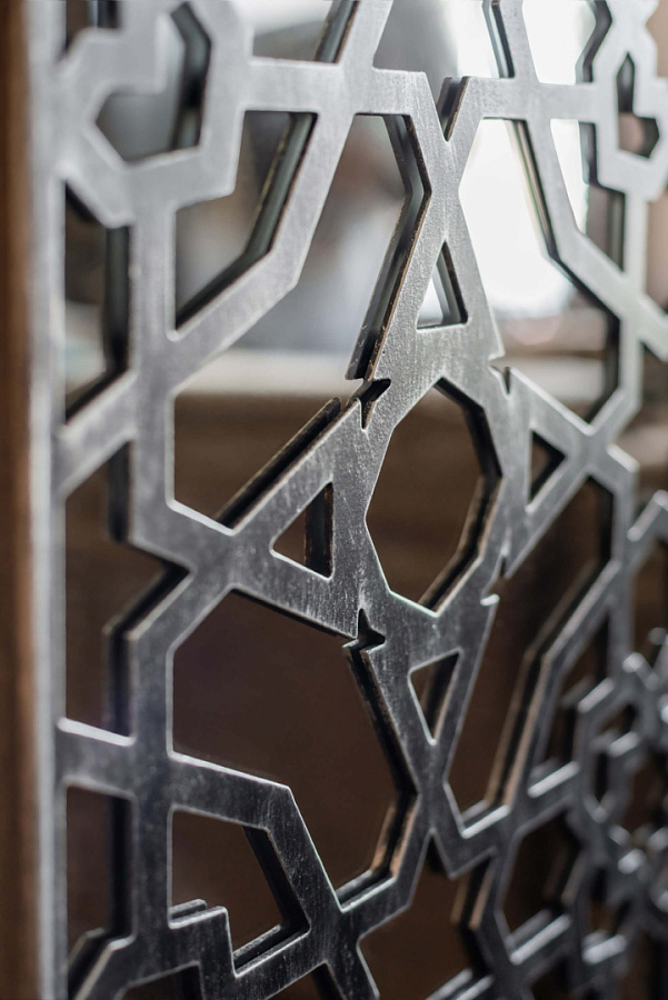 Купить Панно Tracery Silver по цене 67&nbsp;482  руб.