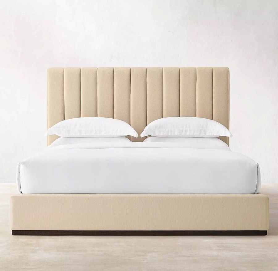 Купить Кровать с изголовьем Marmont Channeled Panel Platform по цене 89 900  руб.
