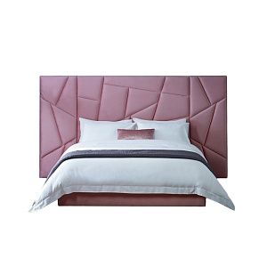 Купить  Дизайнерская кровать Vincent по цене 124 800 руб.