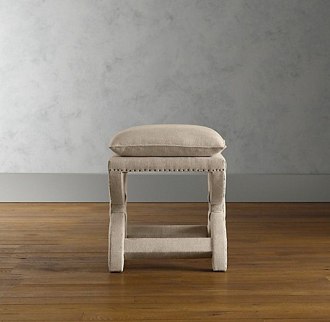 Купить  Дизайнерская банкетка Toscane Nailhead по цене 52 500 руб.