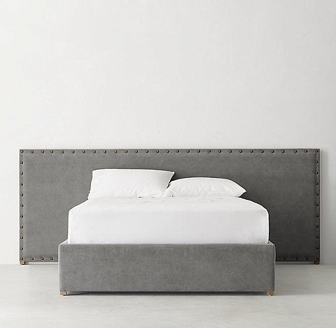 Купить  Кровать с изголовьем Axel по цене 98 200 руб.