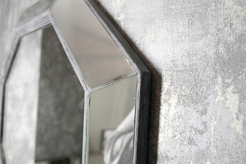 Зеркало Елиас купить по цене 35 880 руб.