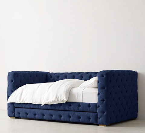 Купить  Кровать детская с дополнительным спальным местом Tribeka Tufted по цене 167 300 руб.