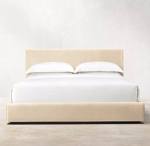 Купить  Кровать с высоким изголовьем Мармонт по цене 95 100 руб.