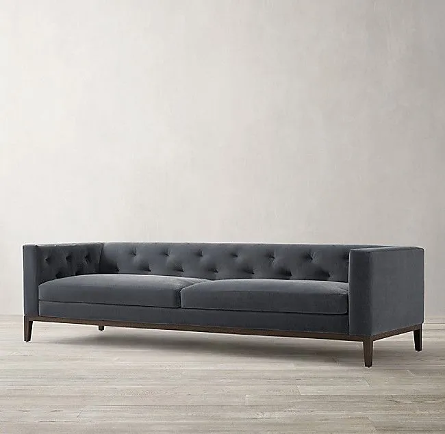 Купить Диван Italia Tufted Shelter Arm по цене 118 800  руб.