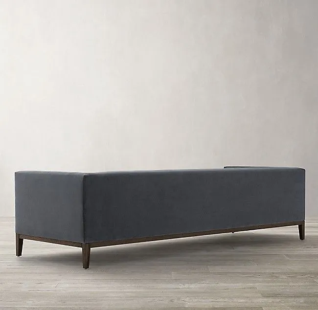 Купить Диван Italia Tufted Shelter Arm по цене 118 800  руб.
