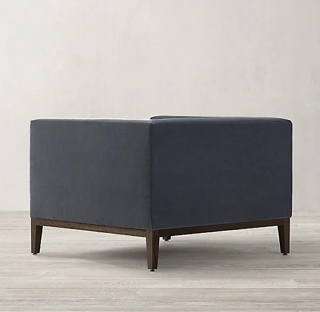 Купить Дизайнерское кресло Italia Tufted Shelter по цене 69 300  руб.