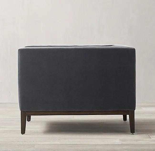 Купить Дизайнерское кресло Italia Tufted Shelter по цене 69 300  руб.
