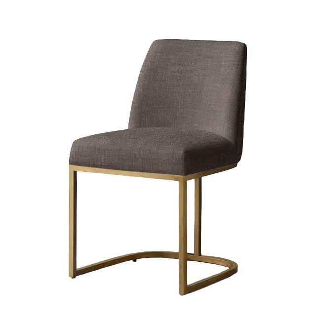 Купить Дизайнерский стул в столовую Emery Curved-Back Burnished по цене 50 700  руб.