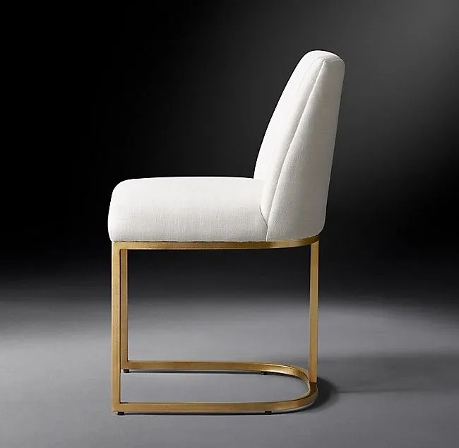 Купить Дизайнерский стул в столовую Emery Curved-Back Burnished по цене 50 700  руб.