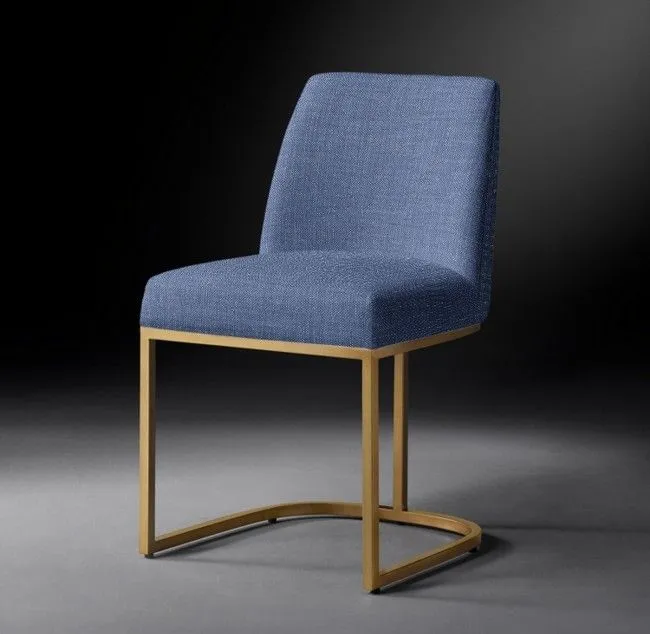 Купить Дизайнерский стул в столовую Emery Curved-Back Burnished по цене 50 700  руб.